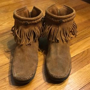 Vintage Minnetonka zip up moccasins